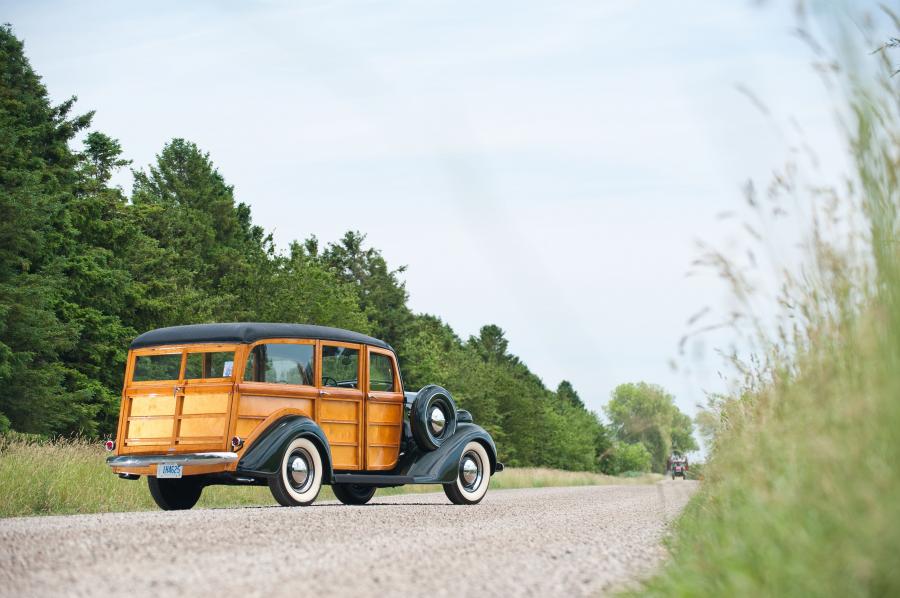  Dodge Westchester Suburban Station Wagon 1937 года  (фото 5 из 27)